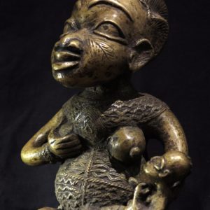 Fine Bamileke Maternity Figure - Cameroon