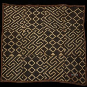 Old Fine Kuba Raffia - BUSHOONG - Kasai Velvet – DR Congo