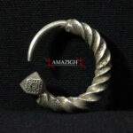 Old Fine Tuareg Earring – TSABIT – Massive Silver – Niger