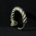 Old Fine Tuareg Earring – TSABIT – Massive Silver – Niger