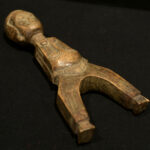 Old Fine Baule Slingshot Catapult – Carved Wood – Cote d’Ivoire