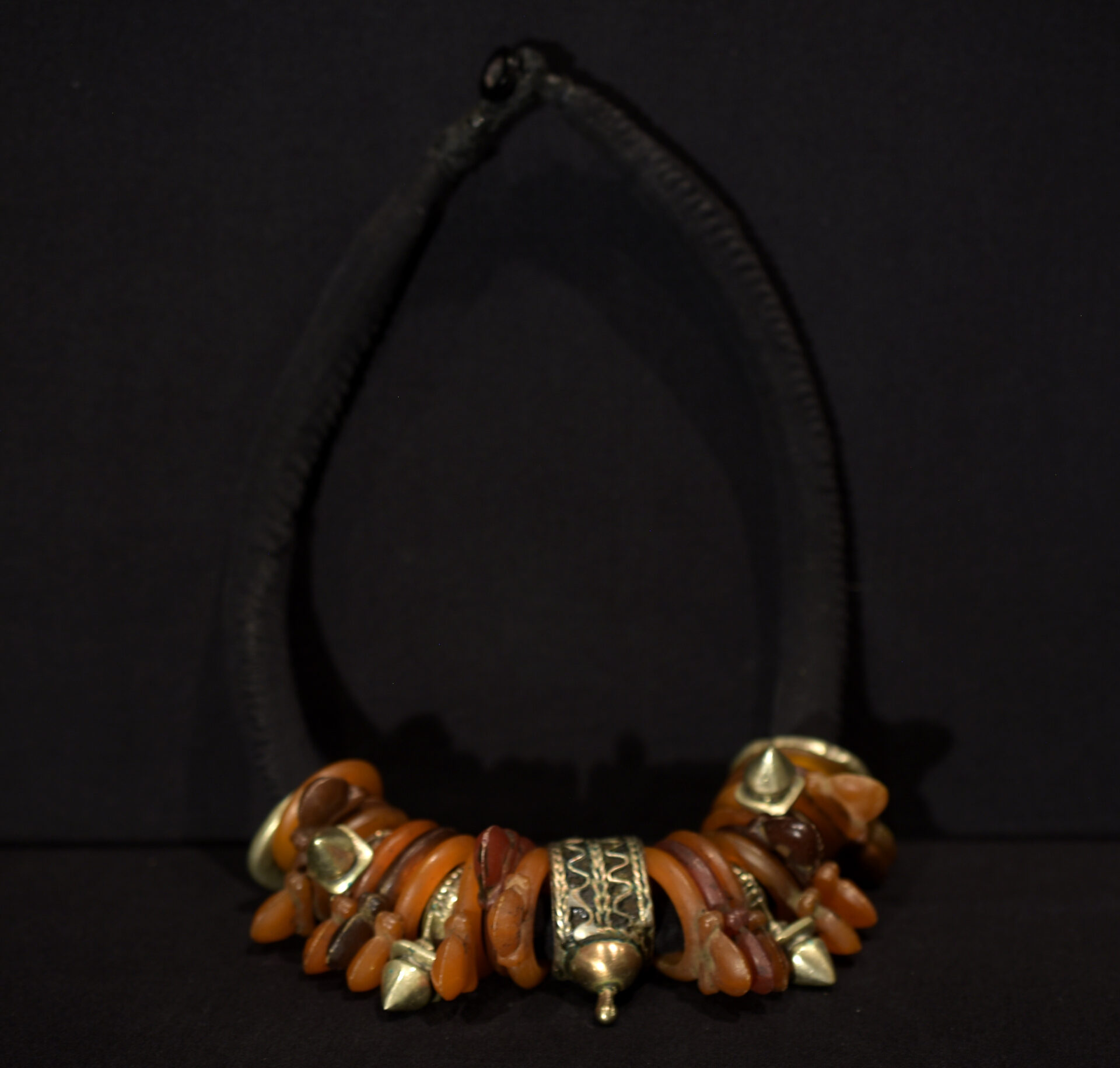 Fine Berber Necklace – ZINDER Crosses & KHOURB Ring – Pre Sahara Region, Morocco
