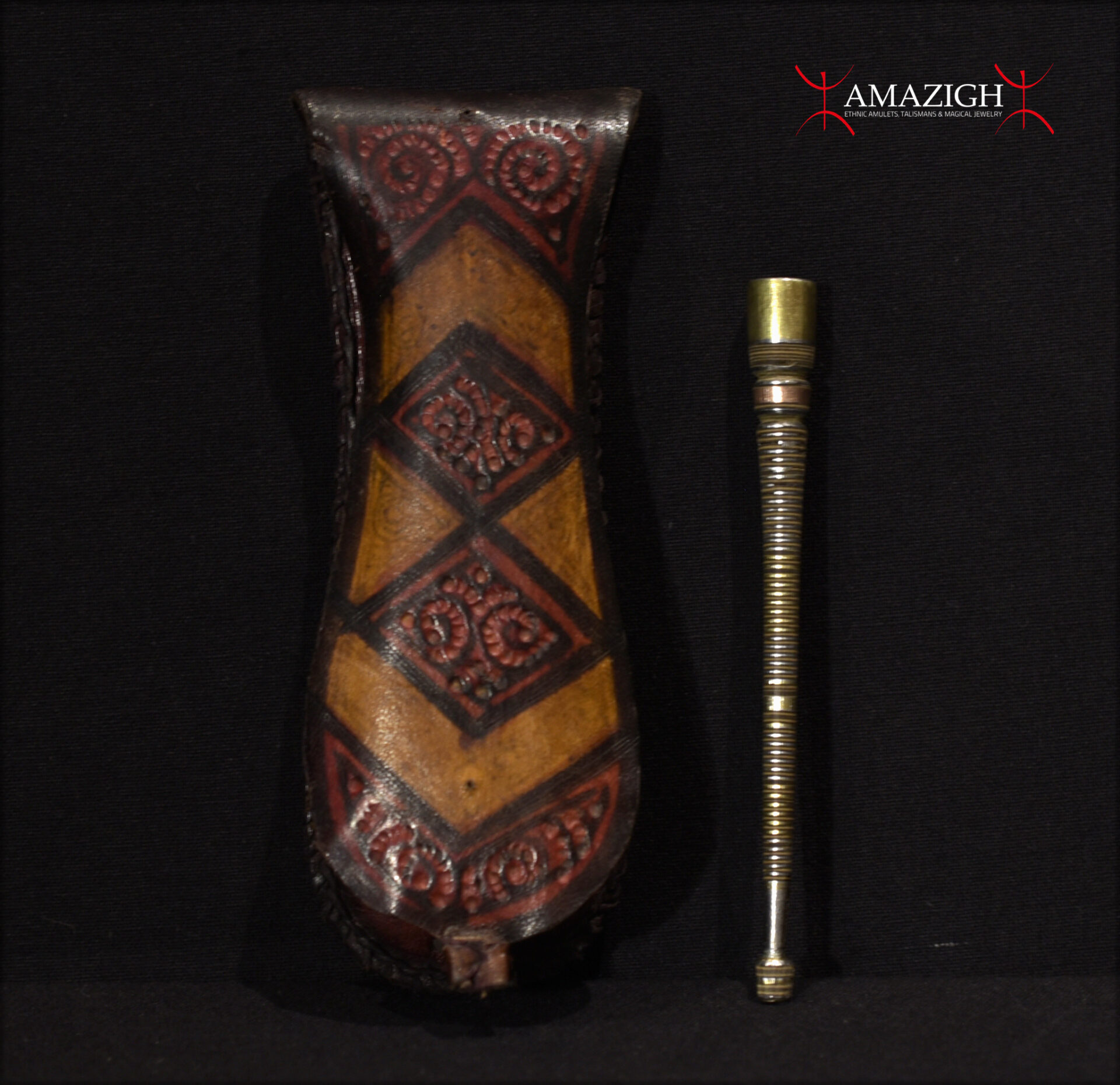 Tuareg Leather Bag and Smoking Pipe – Mauritania