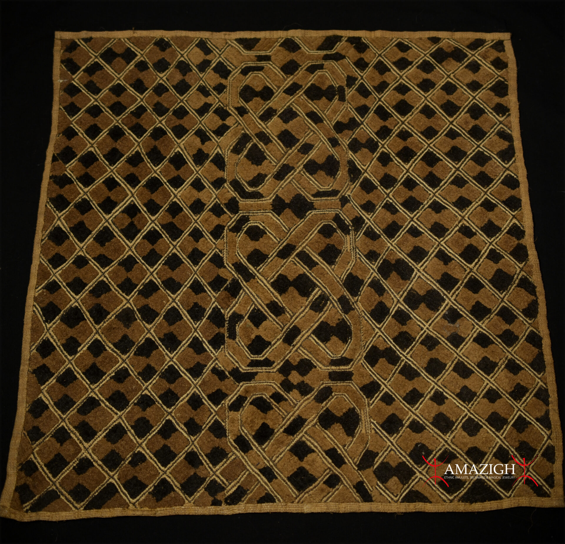 Old Fine Kuba Raffia – SHOOWA – Kasai Velvet – DR Congo