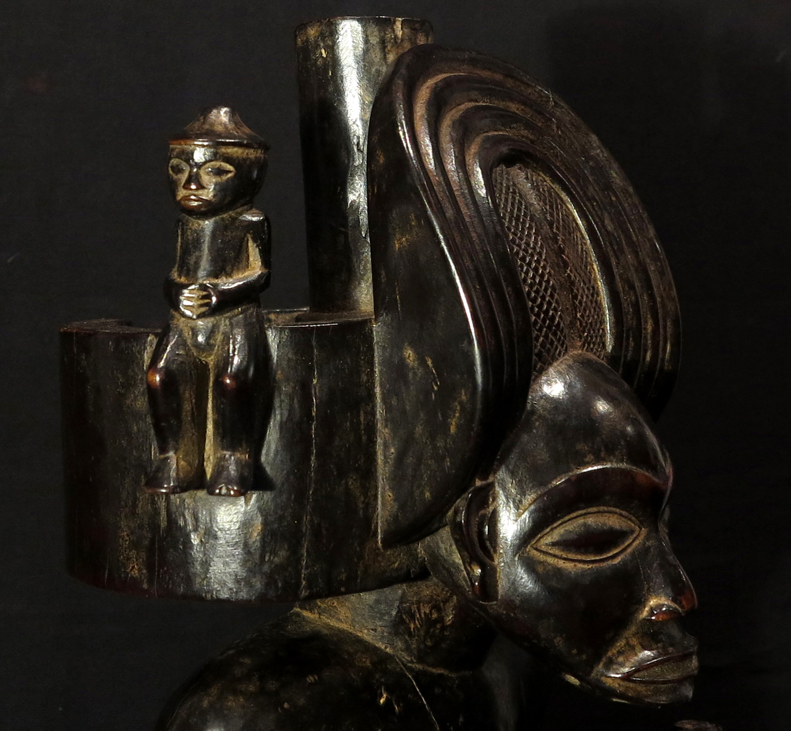 Outstanding Chokwe Figure – Chibinda Ilunga – Angola