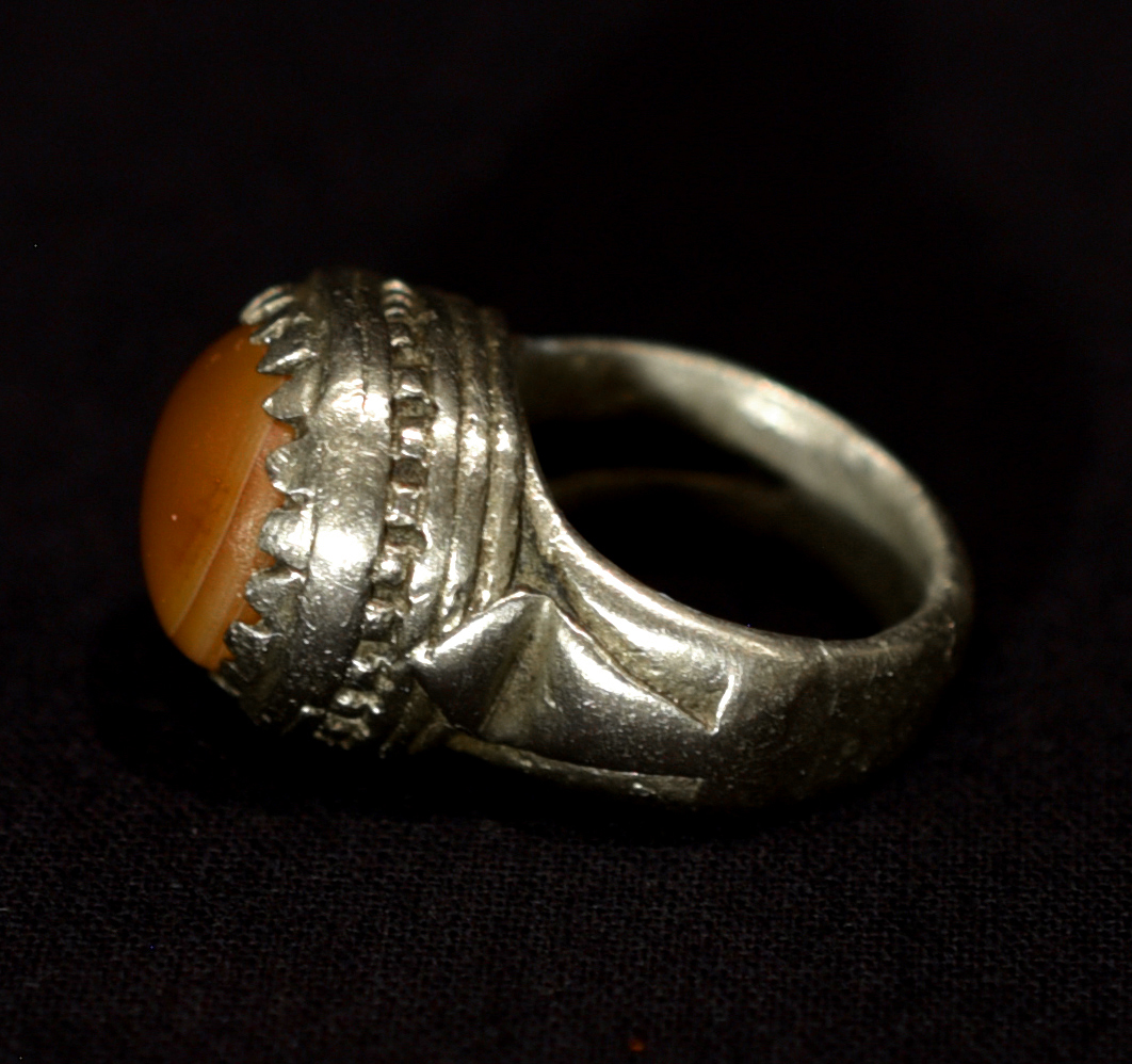 Old Tuareg Ring – Niger