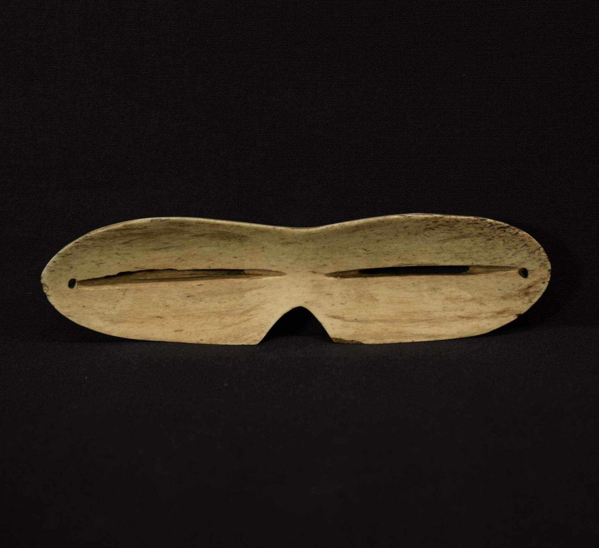 Vintage Snow Goggles – ILGAAK – Eskimo Inuit – Canada