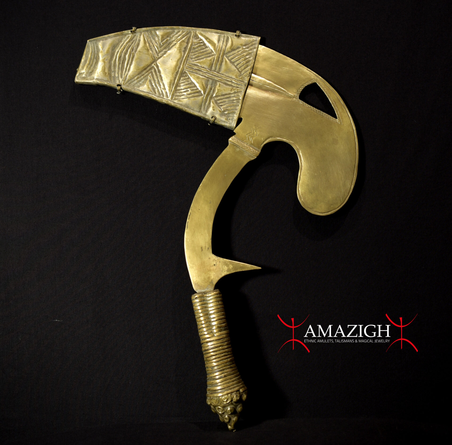 Old Large Bird Shaped Ceremonial Knife – Musele / Onzil – Gabon