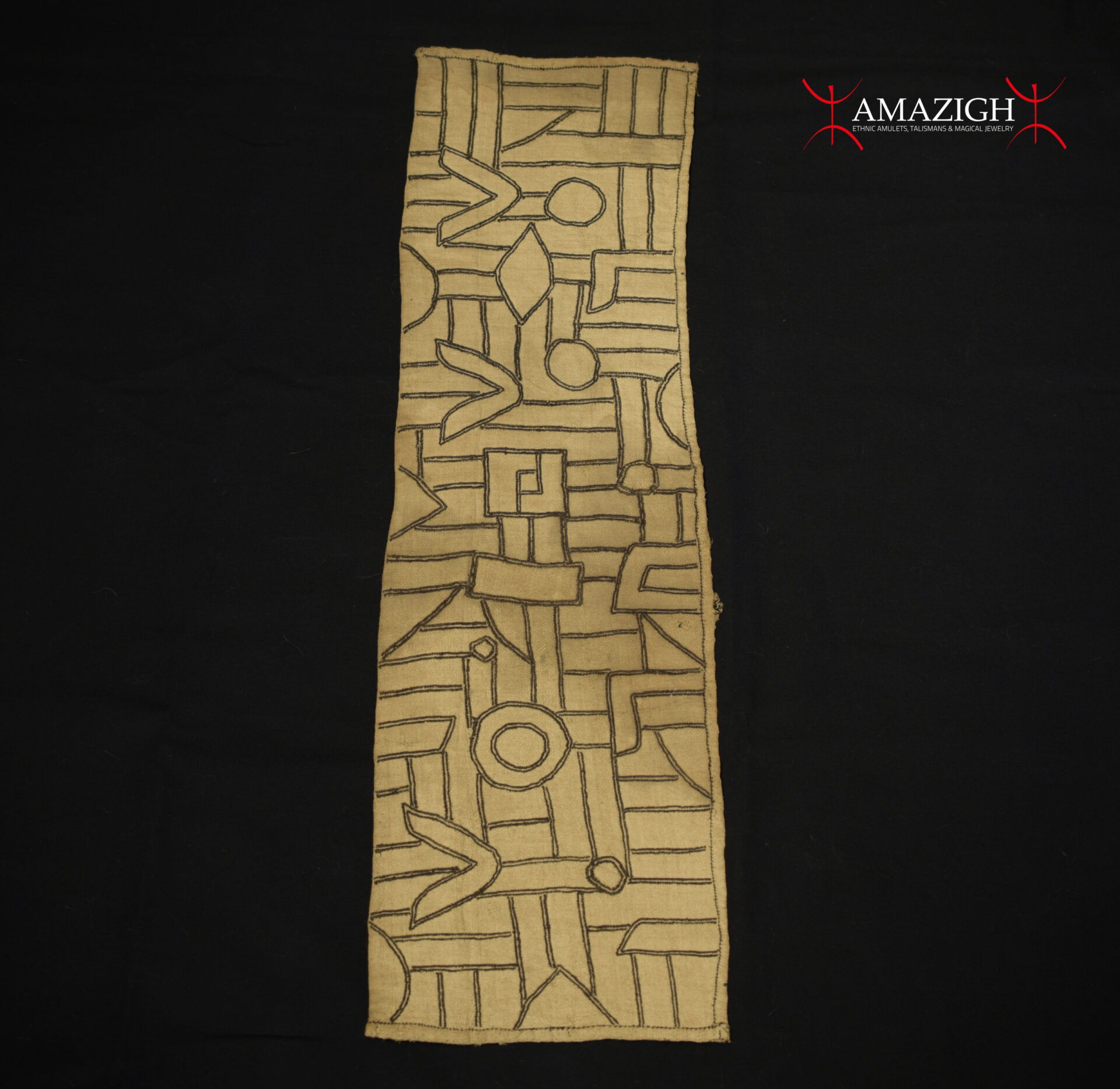 Old Fine Kuba Cloth – BUSHOONG – Kasai Velvet – DR Congo