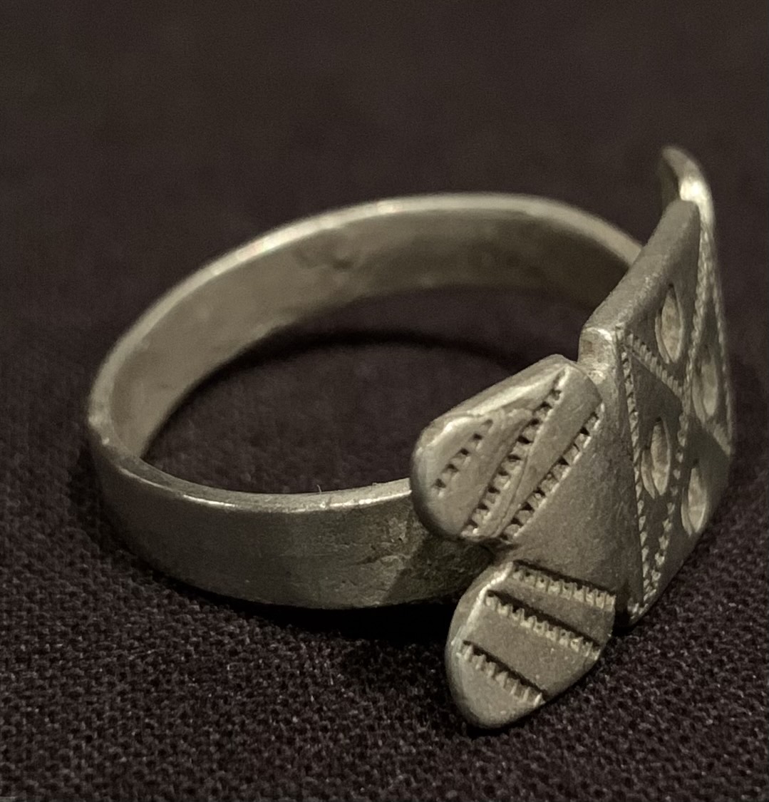 Old Fine Tuareg Ring – Niger