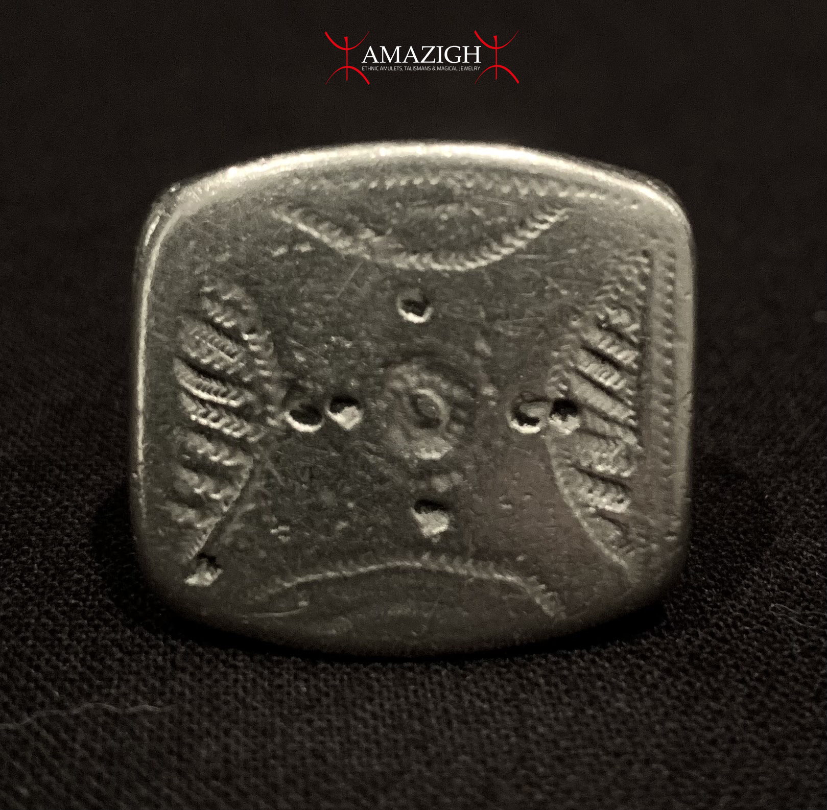 Old Massive Tuareg Talismanic Ring – Niger