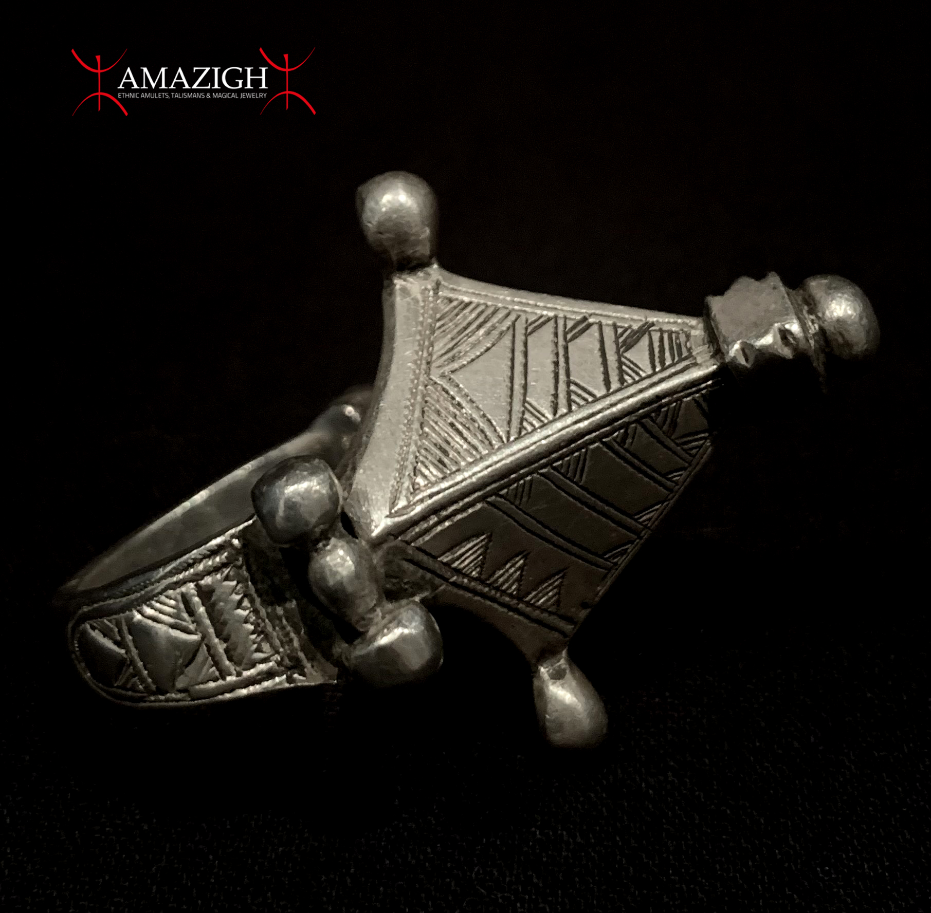 Old Tuareg Ring – Niger