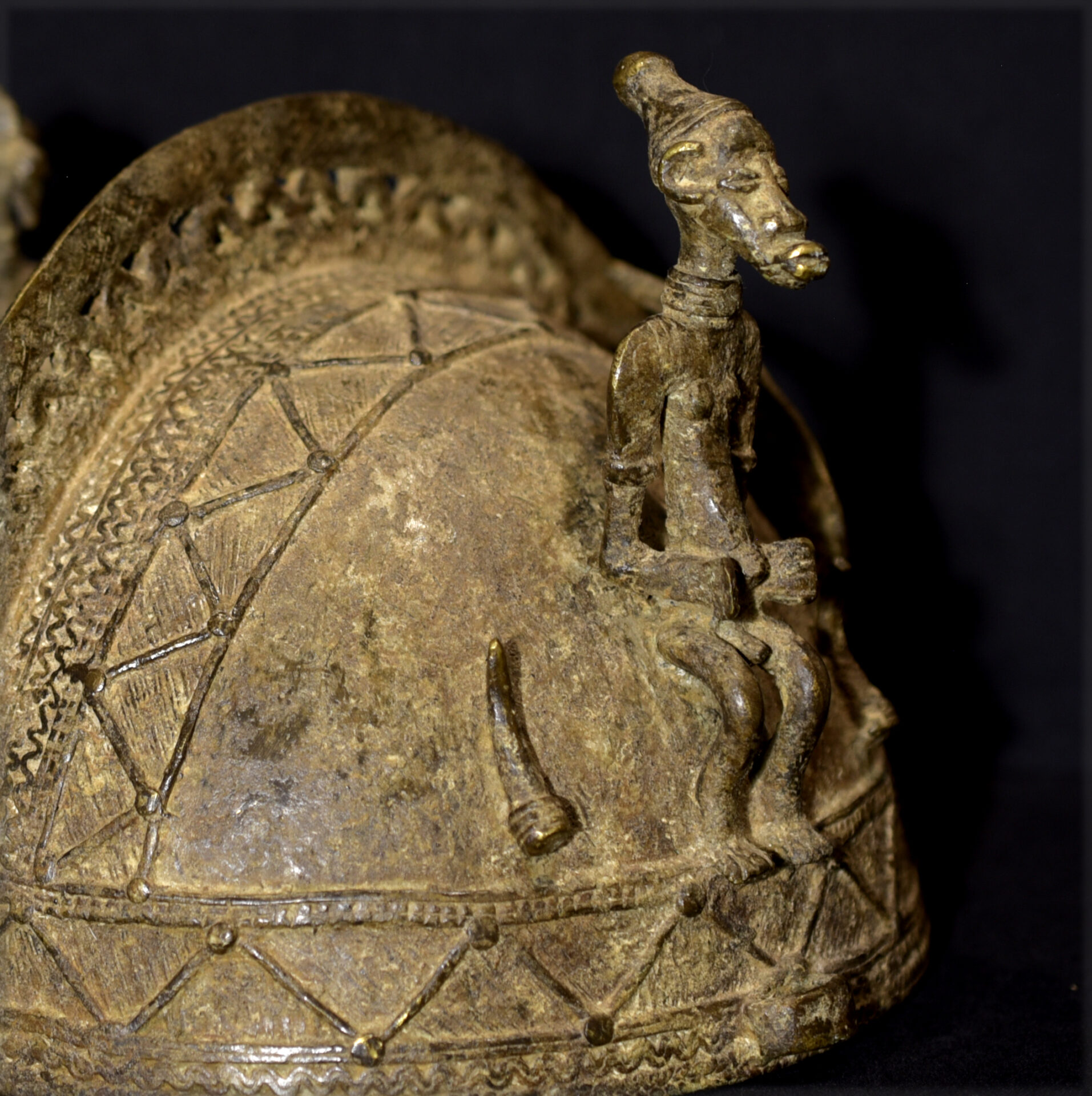 Beautiful Senufo Bronze Helmet Mask – NOO – Cote d’Ivoire / Ivory Coast