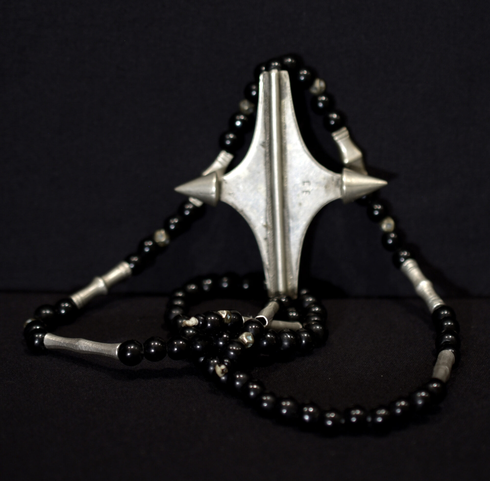 Old Tuareg Iwellemmeden Kel-Air Wedding Necklace – EGERU/ AGERU – Niger
