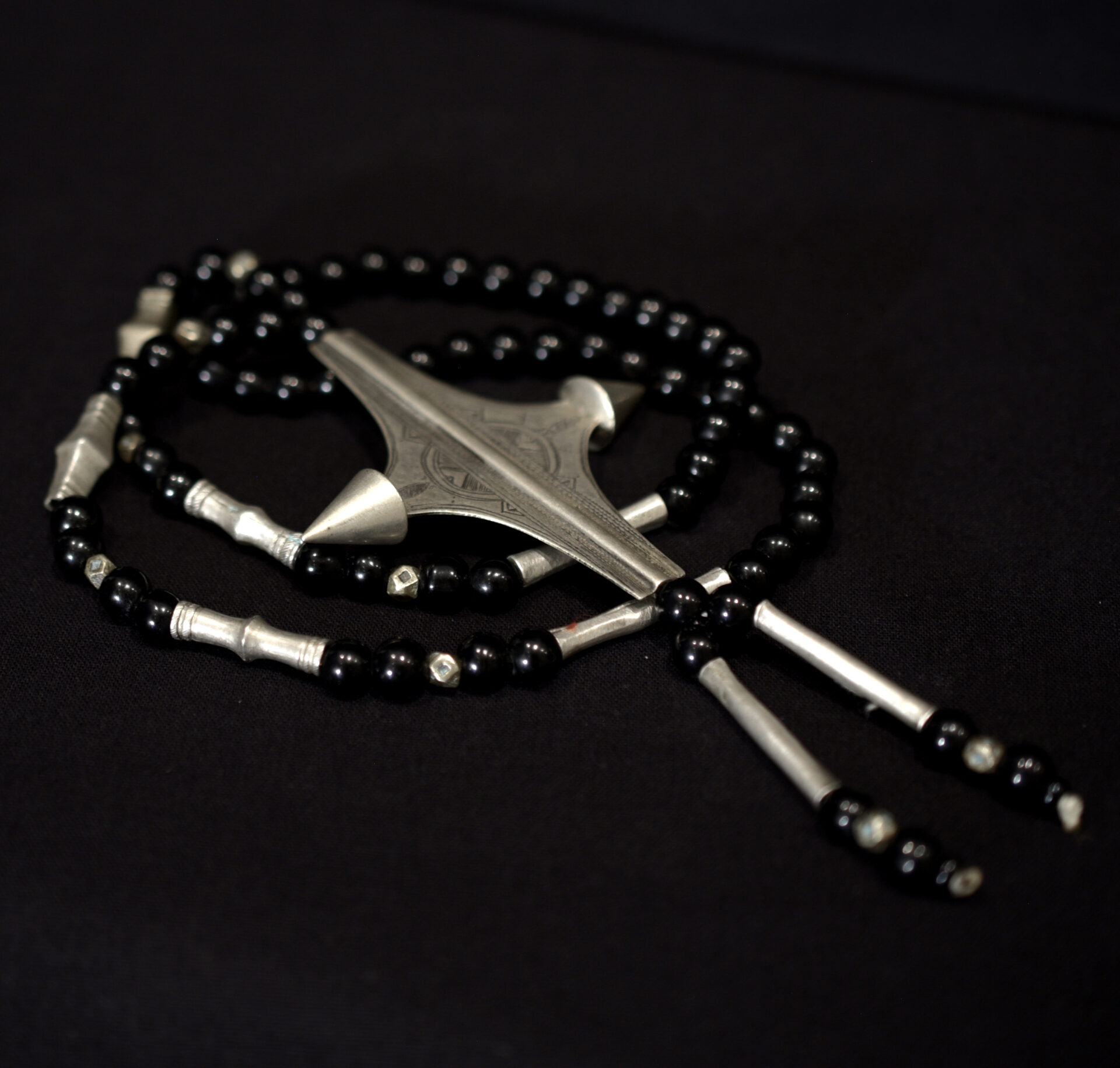 Old Tuareg Iwellemmeden Kel-Air Wedding Necklace – EGERU/ AGERU – Niger