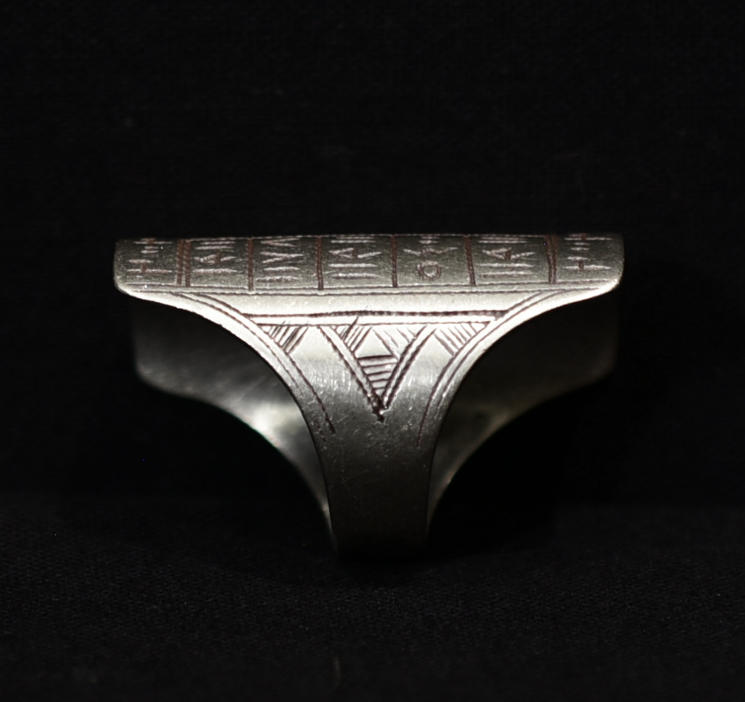 Fine Tuareg Talismanic Ring – Niger