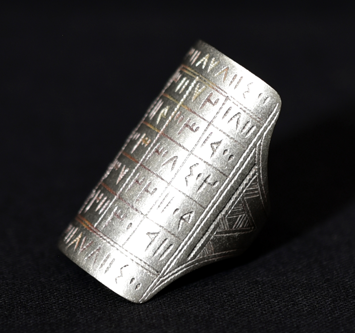 Fine Tuareg Talismanic Ring – Niger