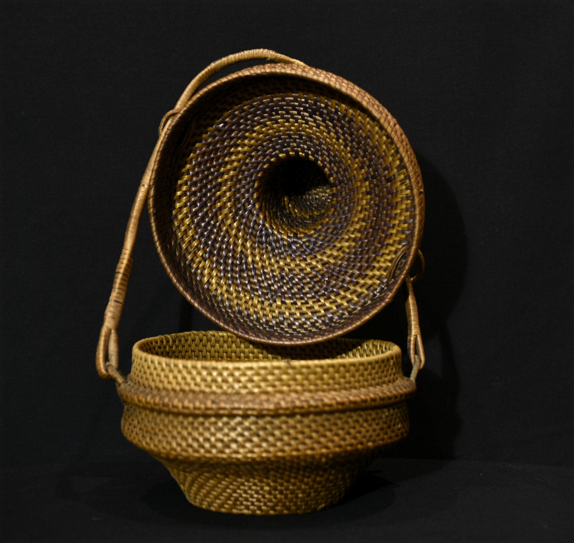 Old Beautiful Bakongo Basket – Republic of Congo