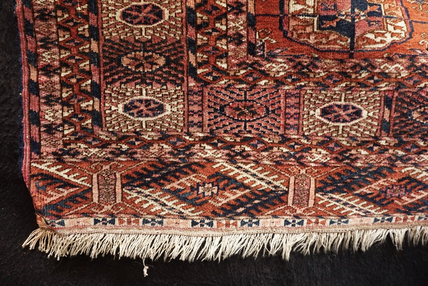Antique Beautiful Turkmen Carpet – Teke Tribe – Turkmenistan – XIX century