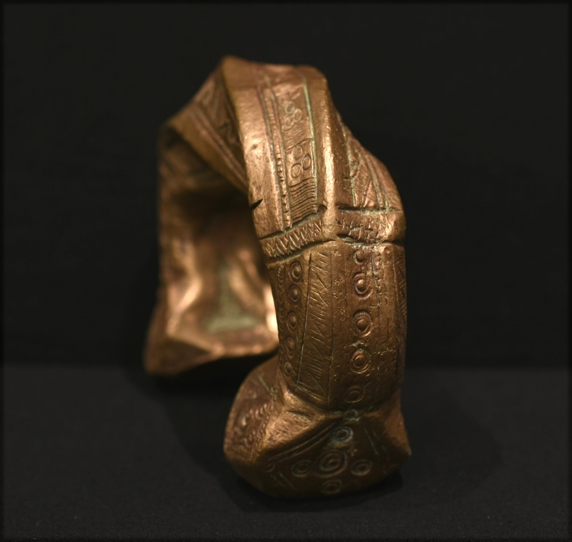 Antique Fine Djerma Manilla – African Currency – Niger