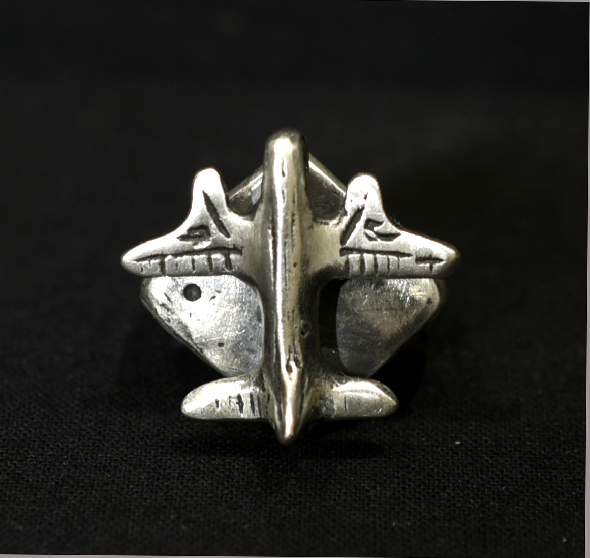 Beautiful Tuareg Ring – Airplane – Massive Silver – Niger