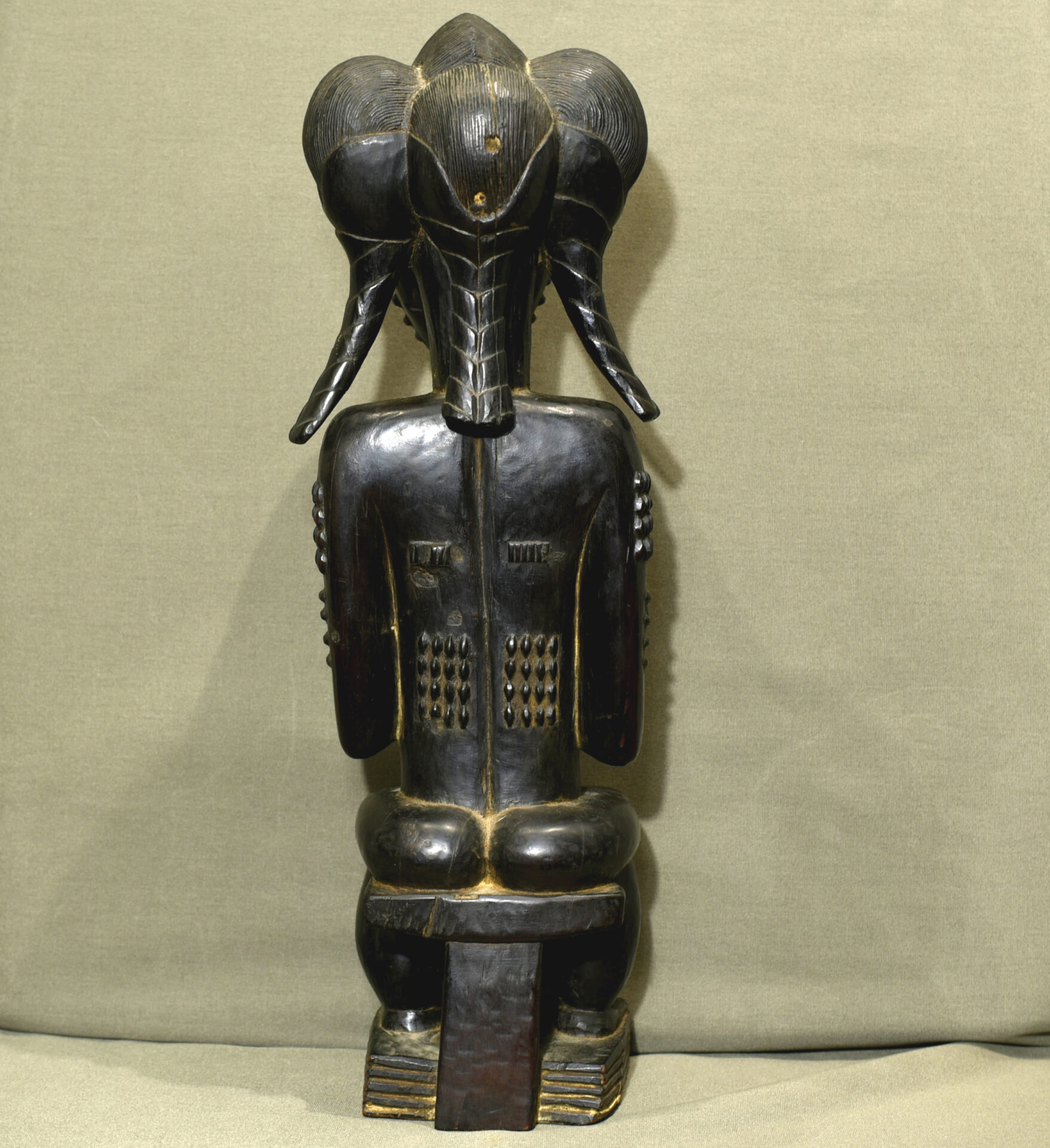 Old Baule Maternity – Bla Pokou/Abla Pokou – Côte d’Ivoire – Outstanding Piece