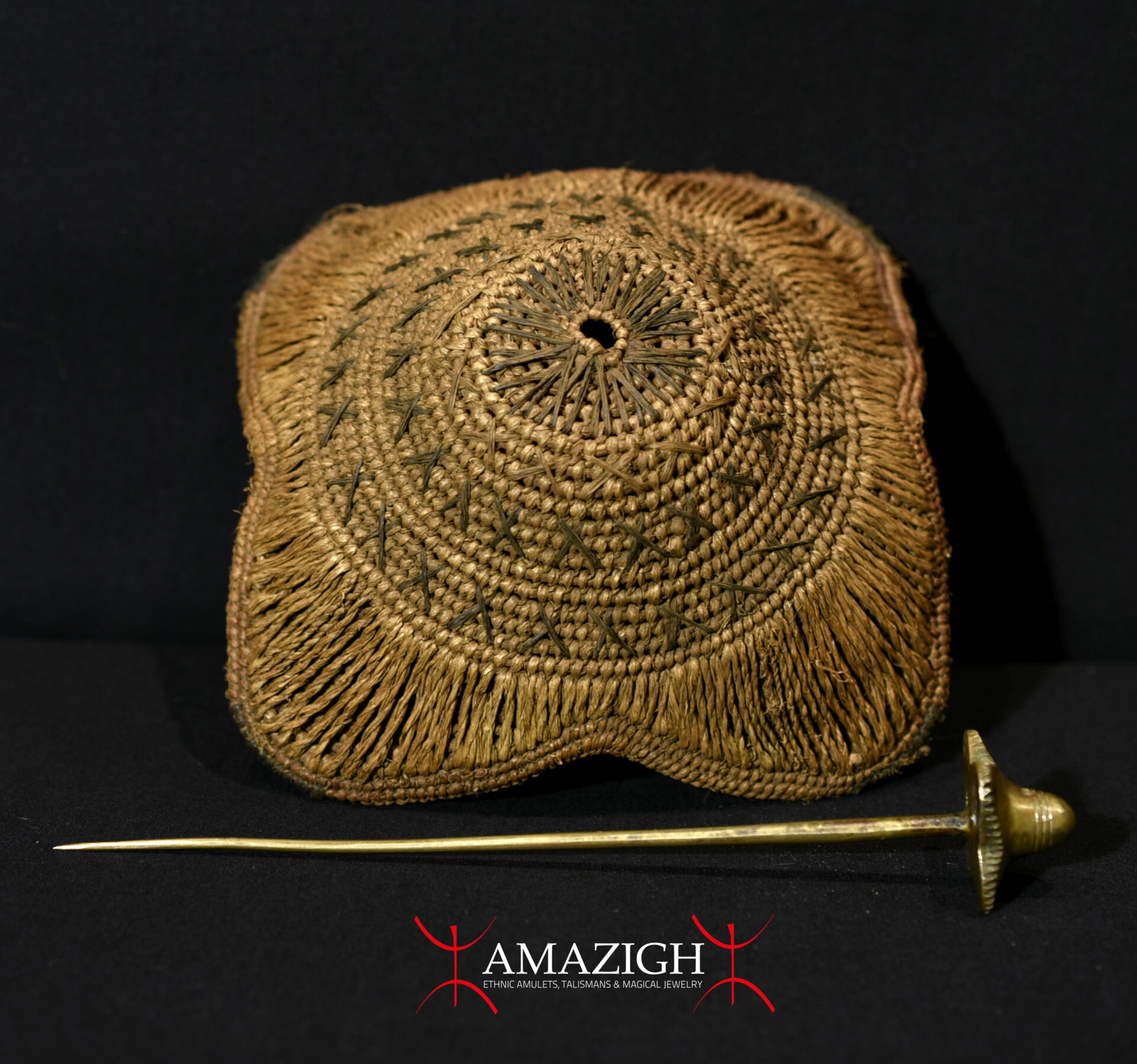 Old Kuba Prestige Cap – Laket Mishiing – DR Congo – Rare complete item