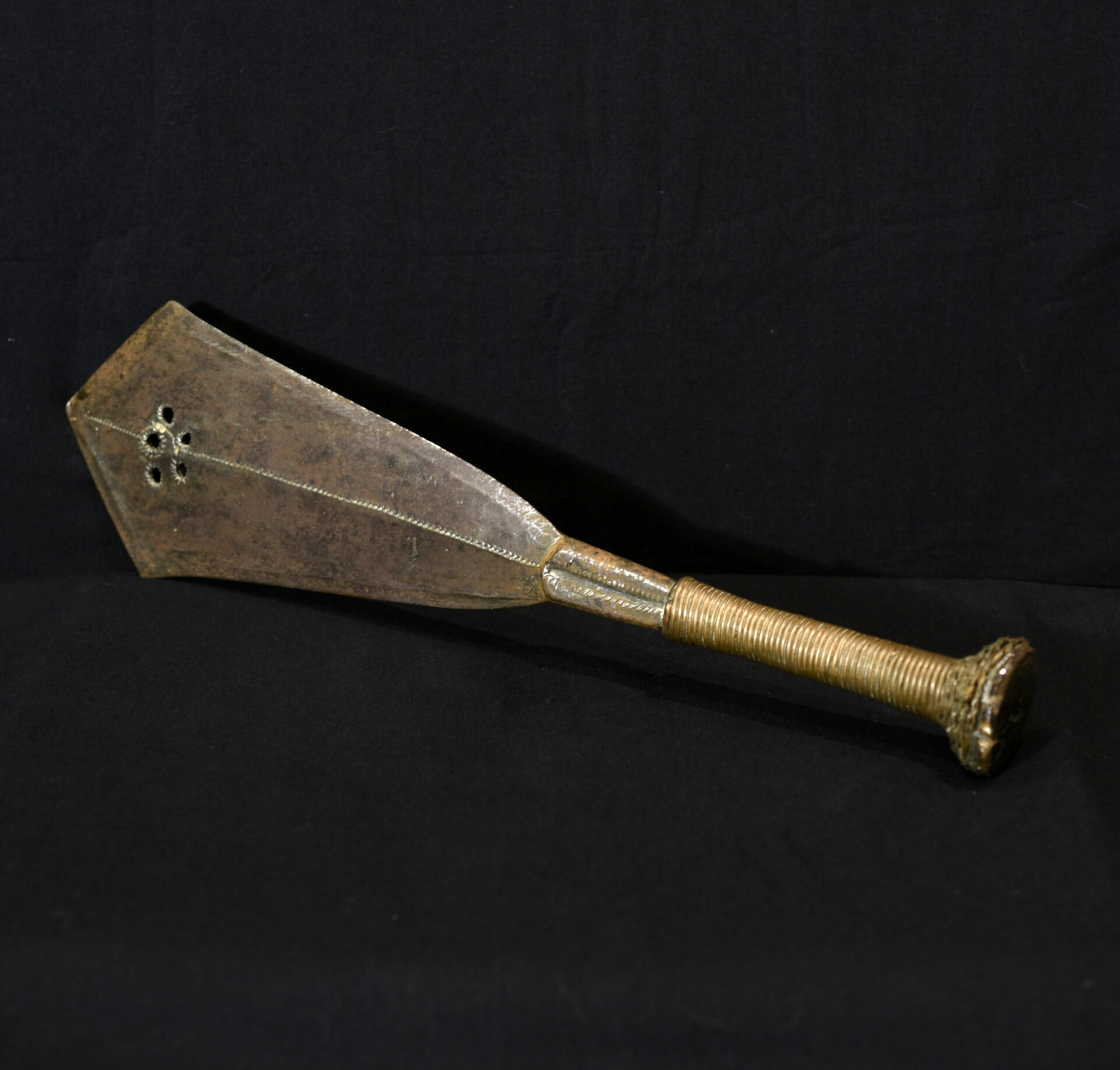 Antique Yakoma Knife – DR Congo – Former Belgian Collection