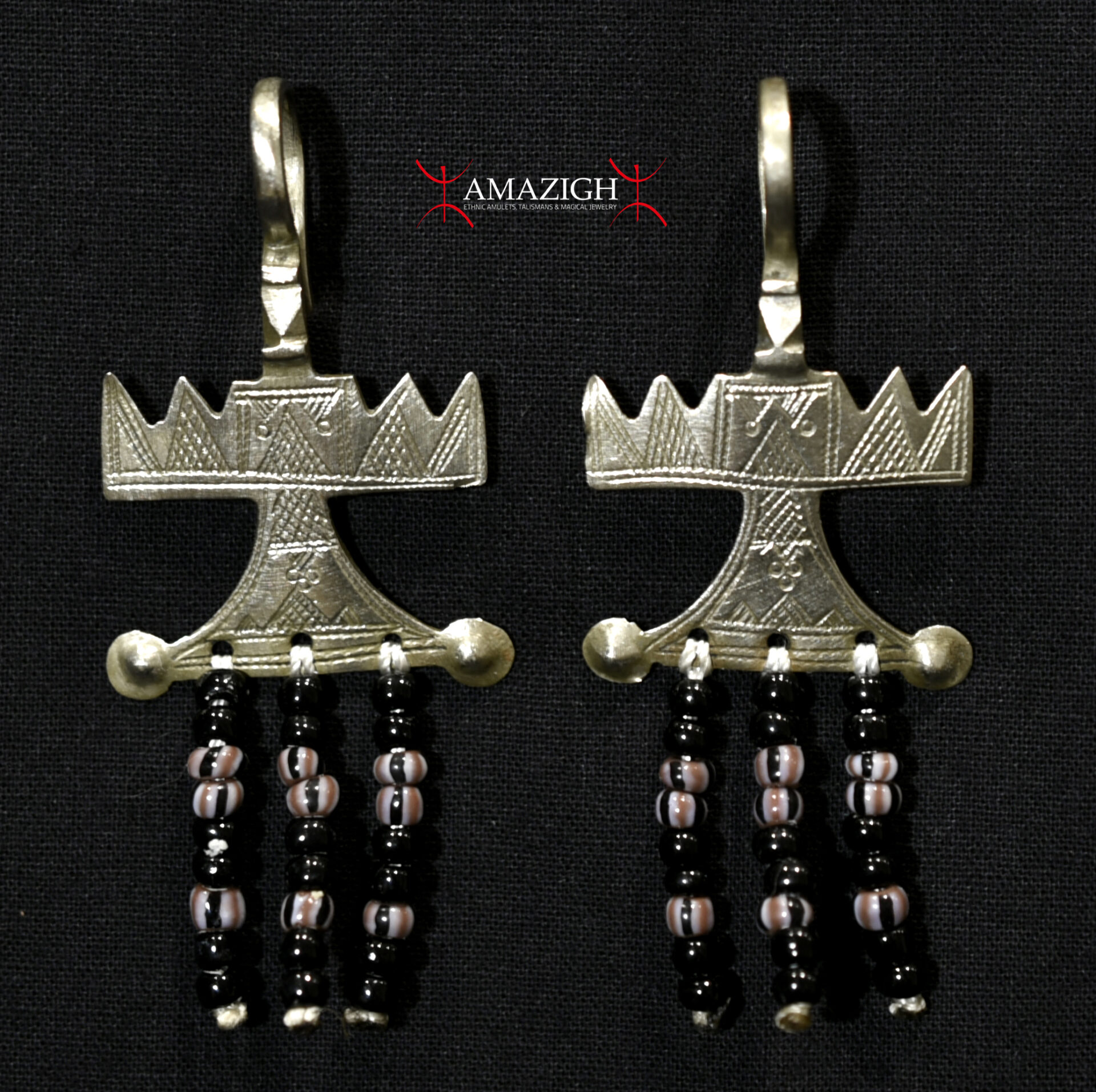 Old Tuareg Earrings – Tanit – Niger