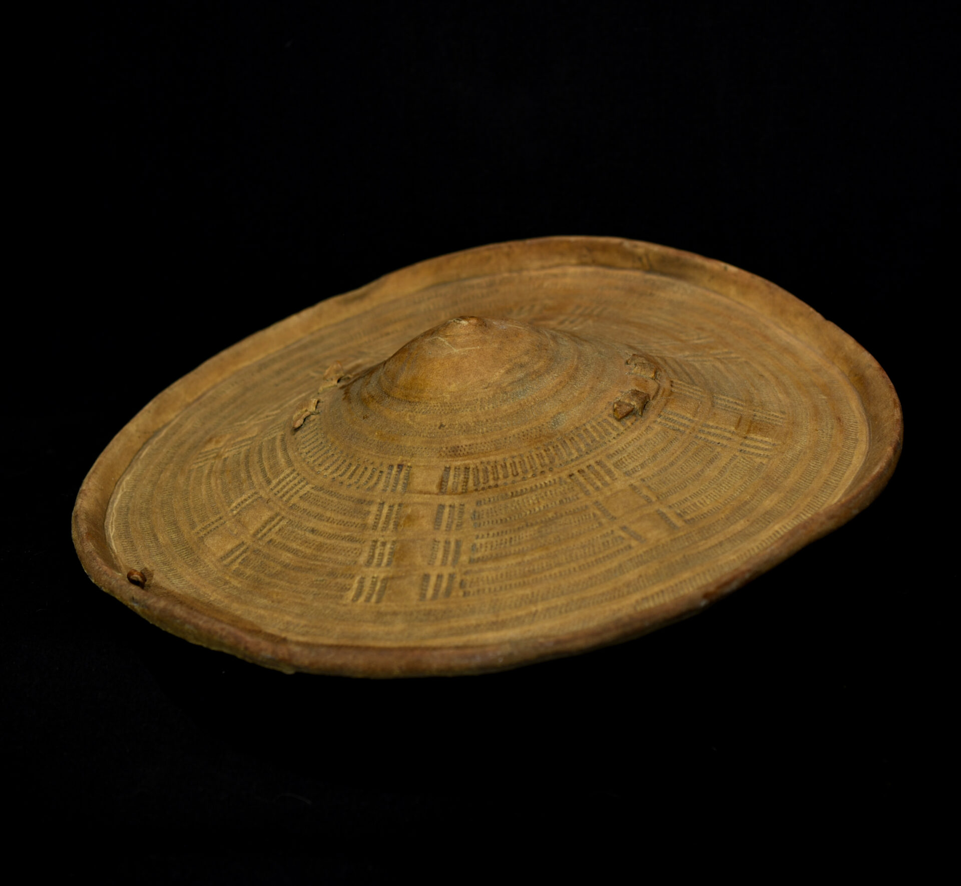 Antique Hide Somali Shield – Gãschãn – East Africa