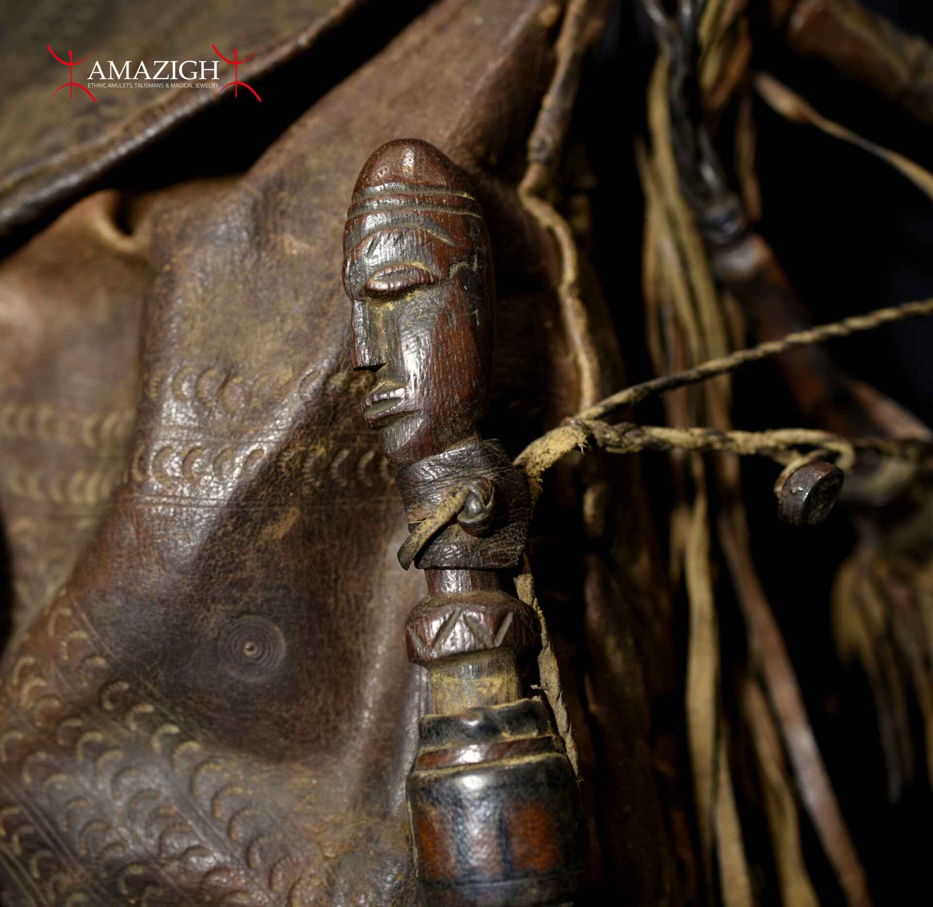 Old Bambara Leather Hunting Bag – Donso Society – Mali