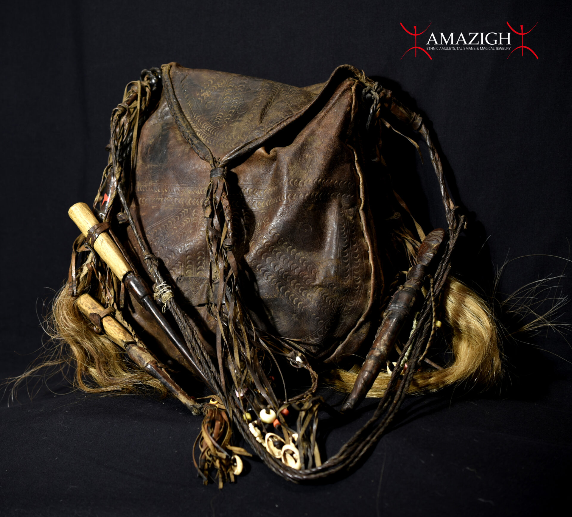 Old Bambara Leather Hunting Bag – Donso Society – Mali