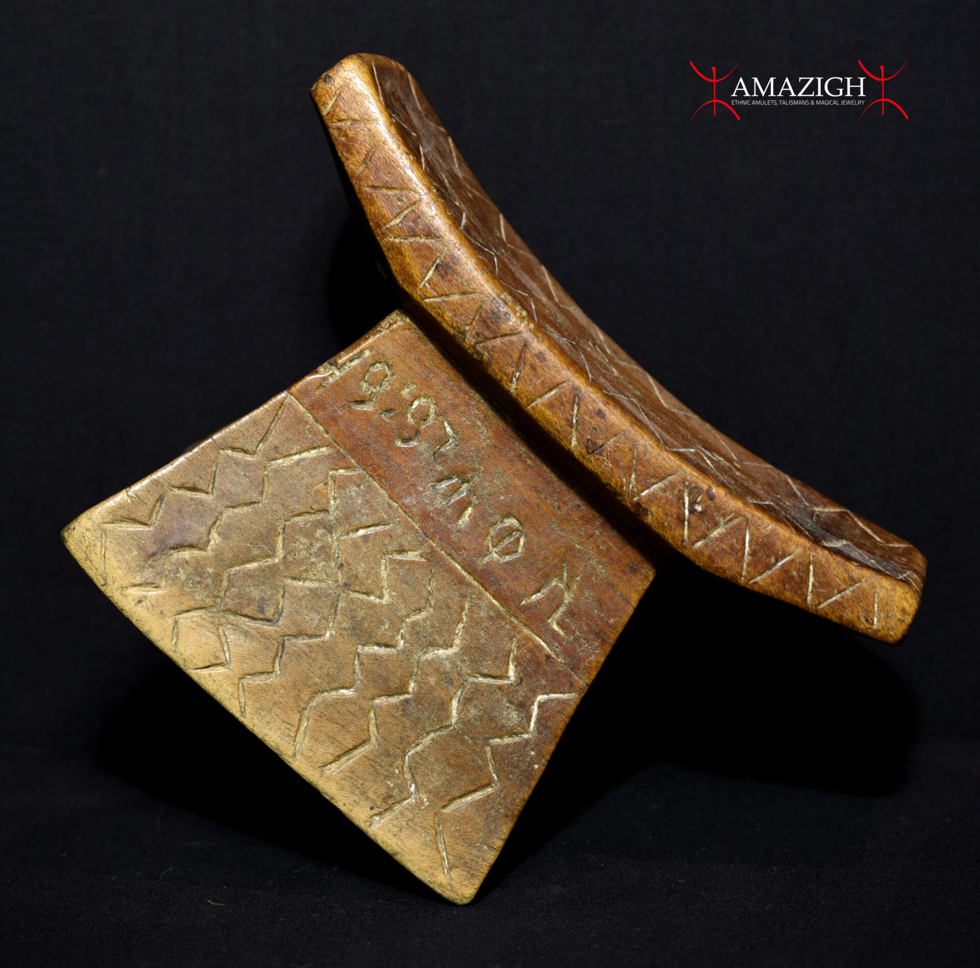 Outstanding Headrest – Borana Tribe – South Ethiopia. RARE