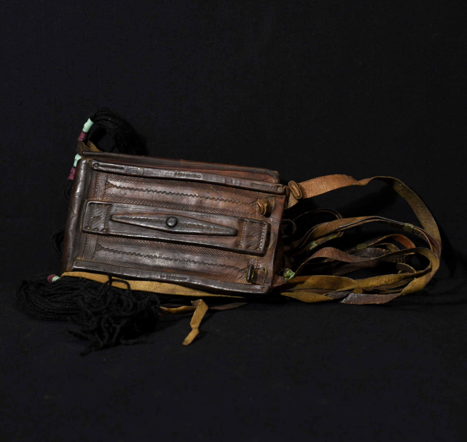Old Tuareg Leather Bag – Niger