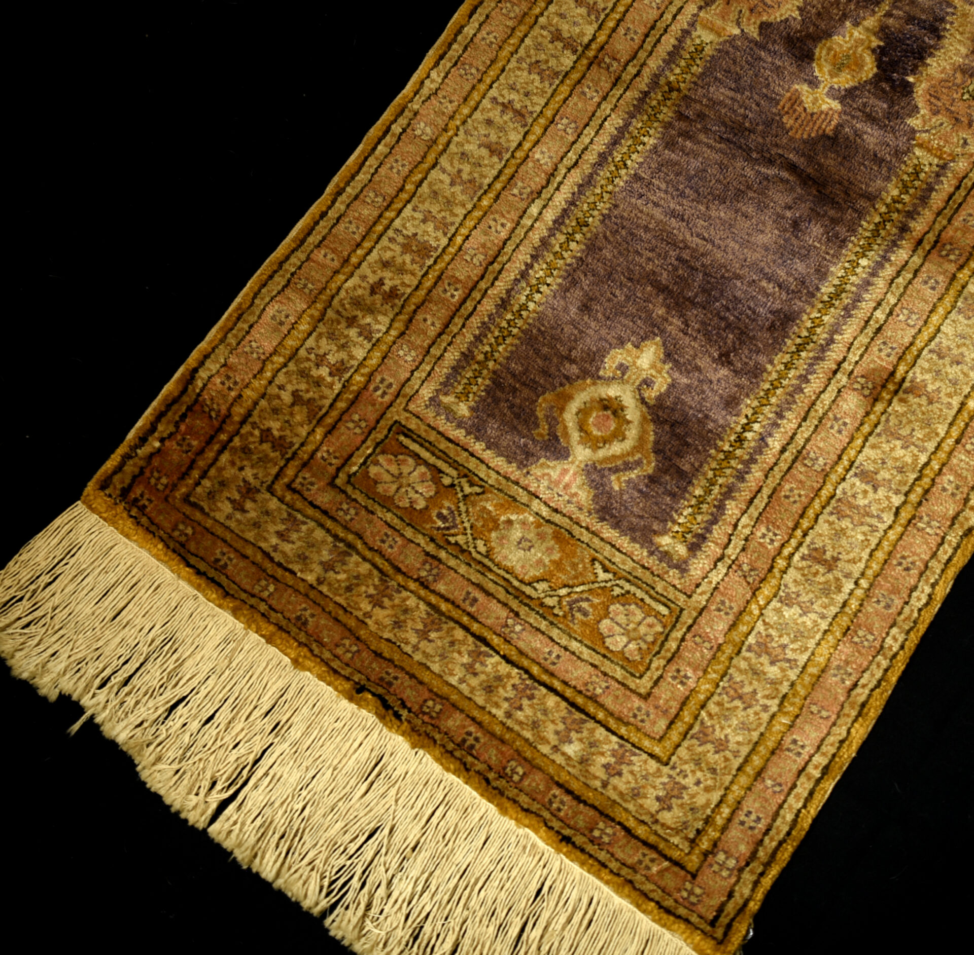 Antique Anatolian Prayer Rug – Late 19th / early 20th century – Western Anatolia