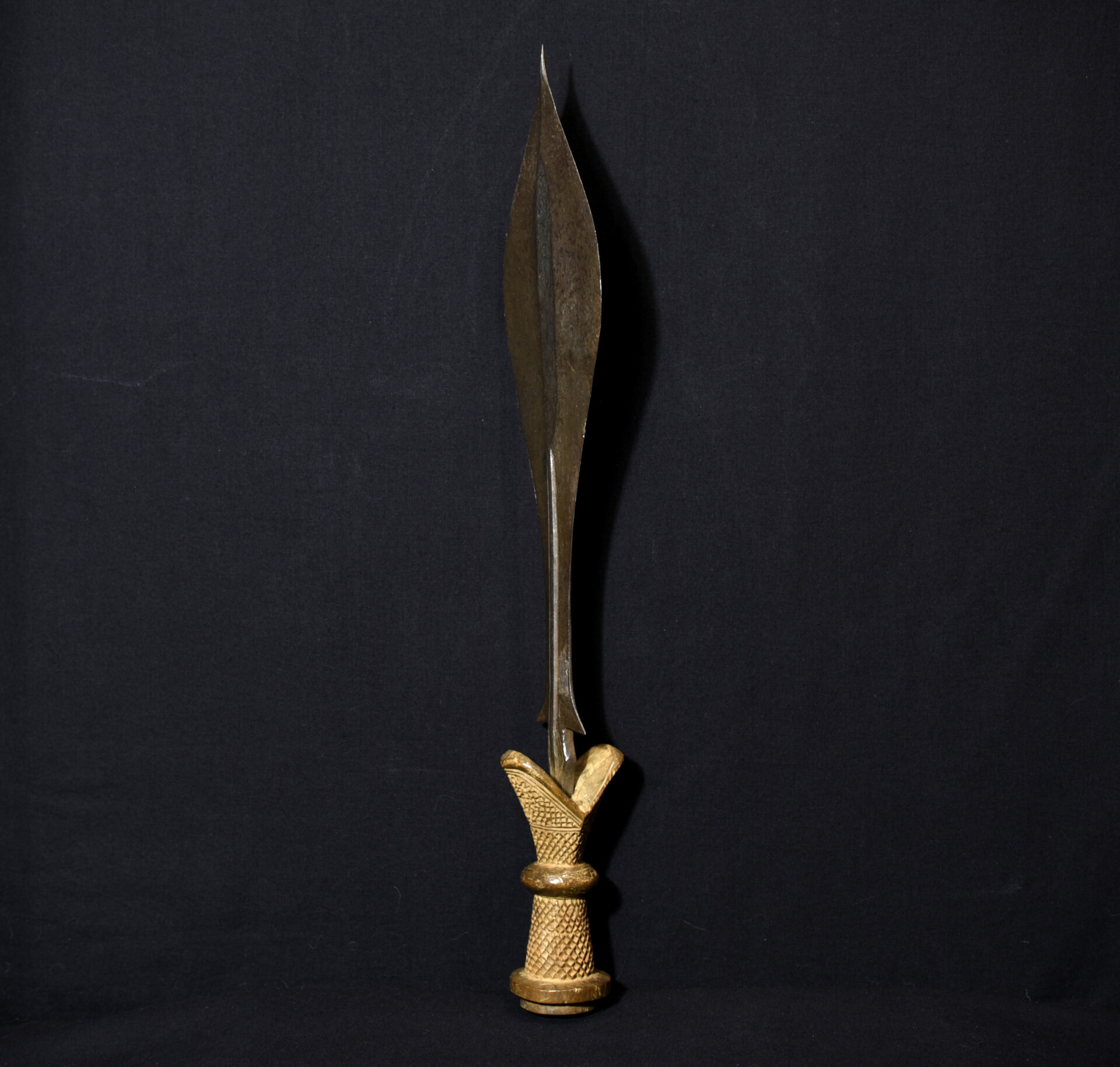 Antique Ceremonial Sword – Luba or Luba‑related – Central DR Congo
