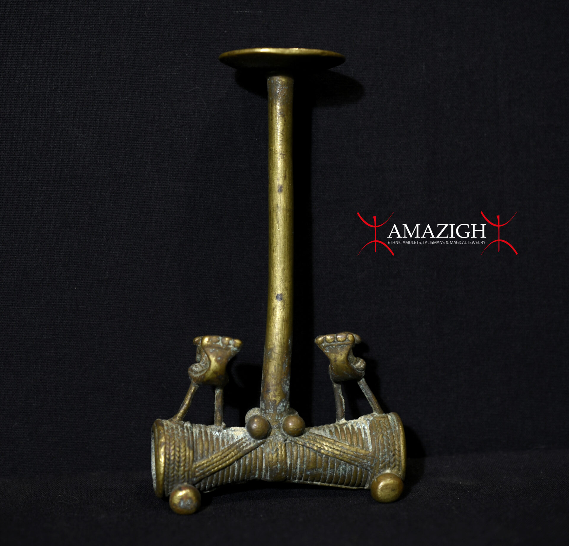 Antique Tiv Bronze Snuff Ring (Snuff Inhaler) – Ritual Tobacco Object – Nigeria