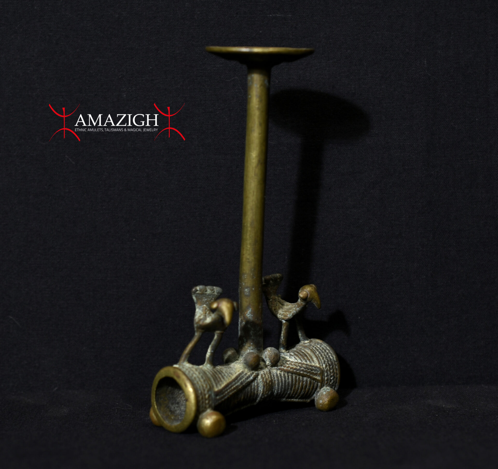 Antique Tiv Bronze Snuff Ring (Snuff Inhaler) – Ritual Tobacco Object – Nigeria