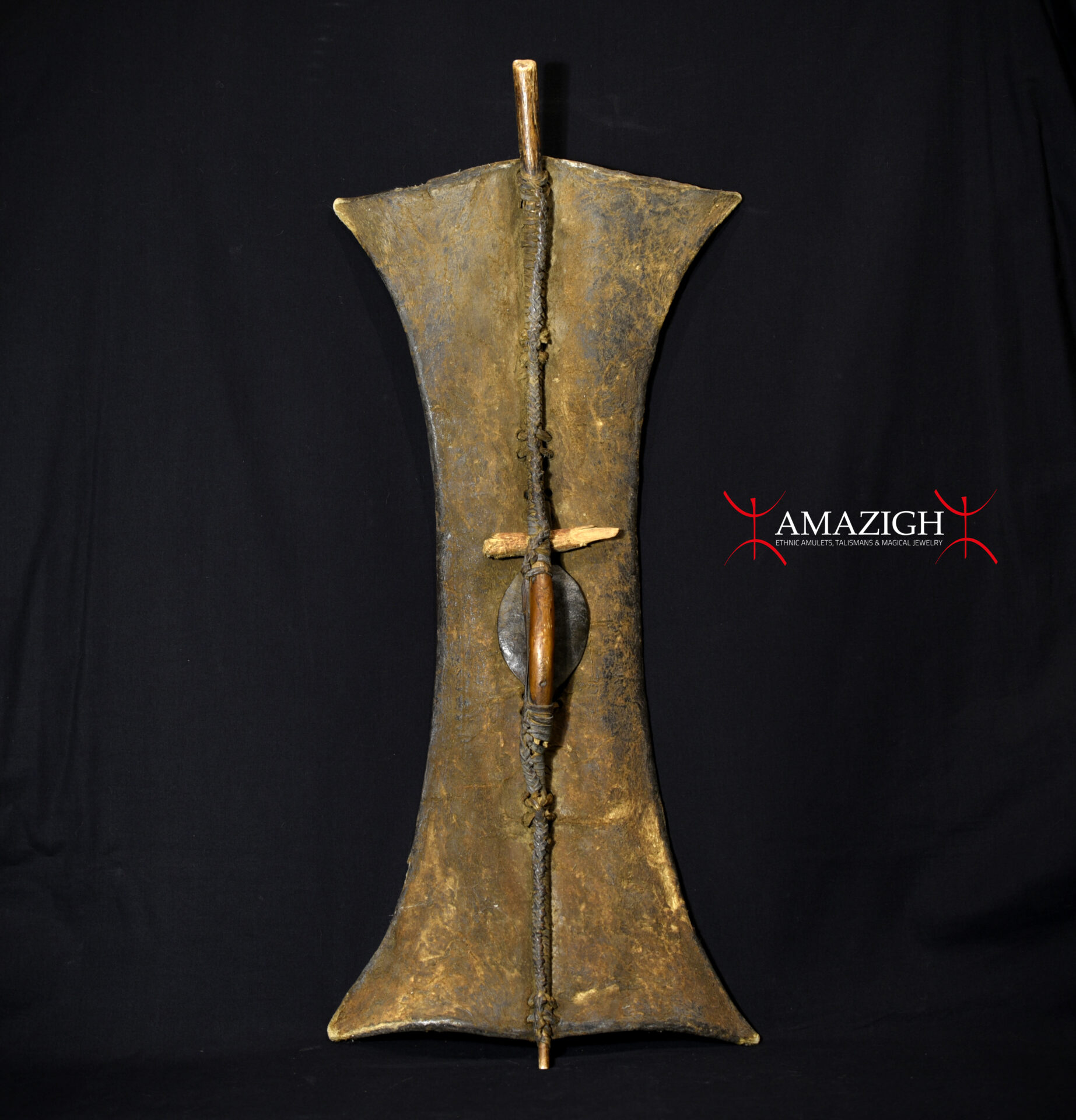 Antique Shield – Turkana – Kenya – Former German Collection – Outstanding Piece