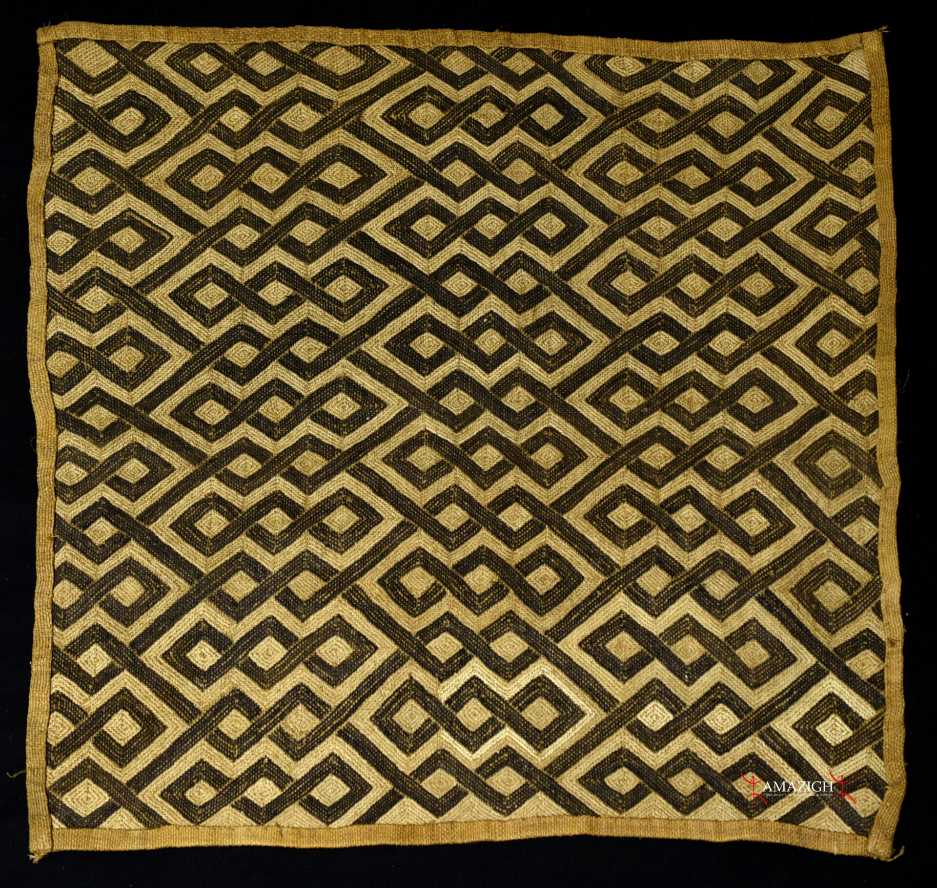 Old Fine Kuba Raffia – BUSHOONG – Kasai Velvet – DR Congo