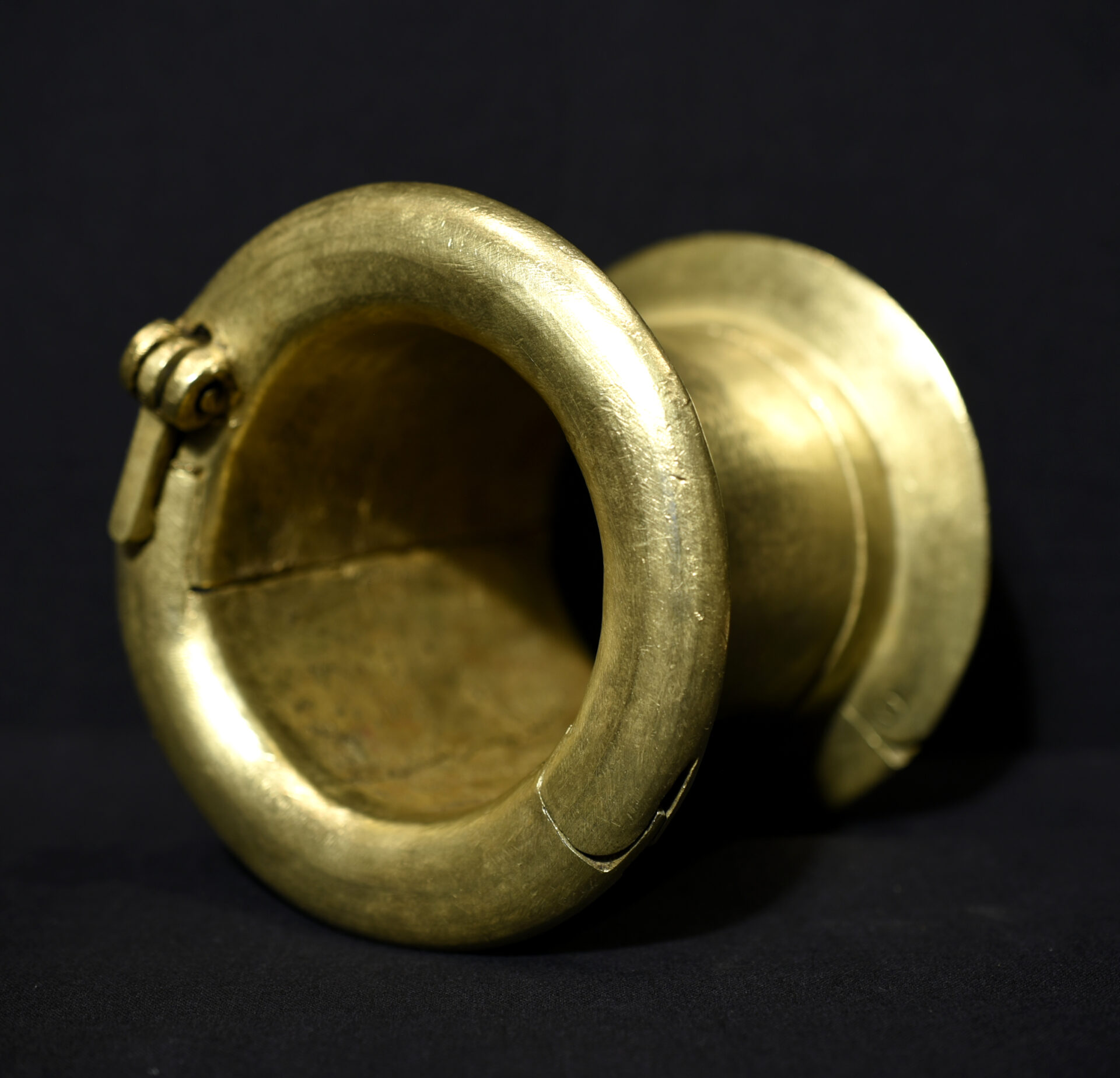 Old Large Senufo Anklet – Côte d’Ivoire / Ivory Coast