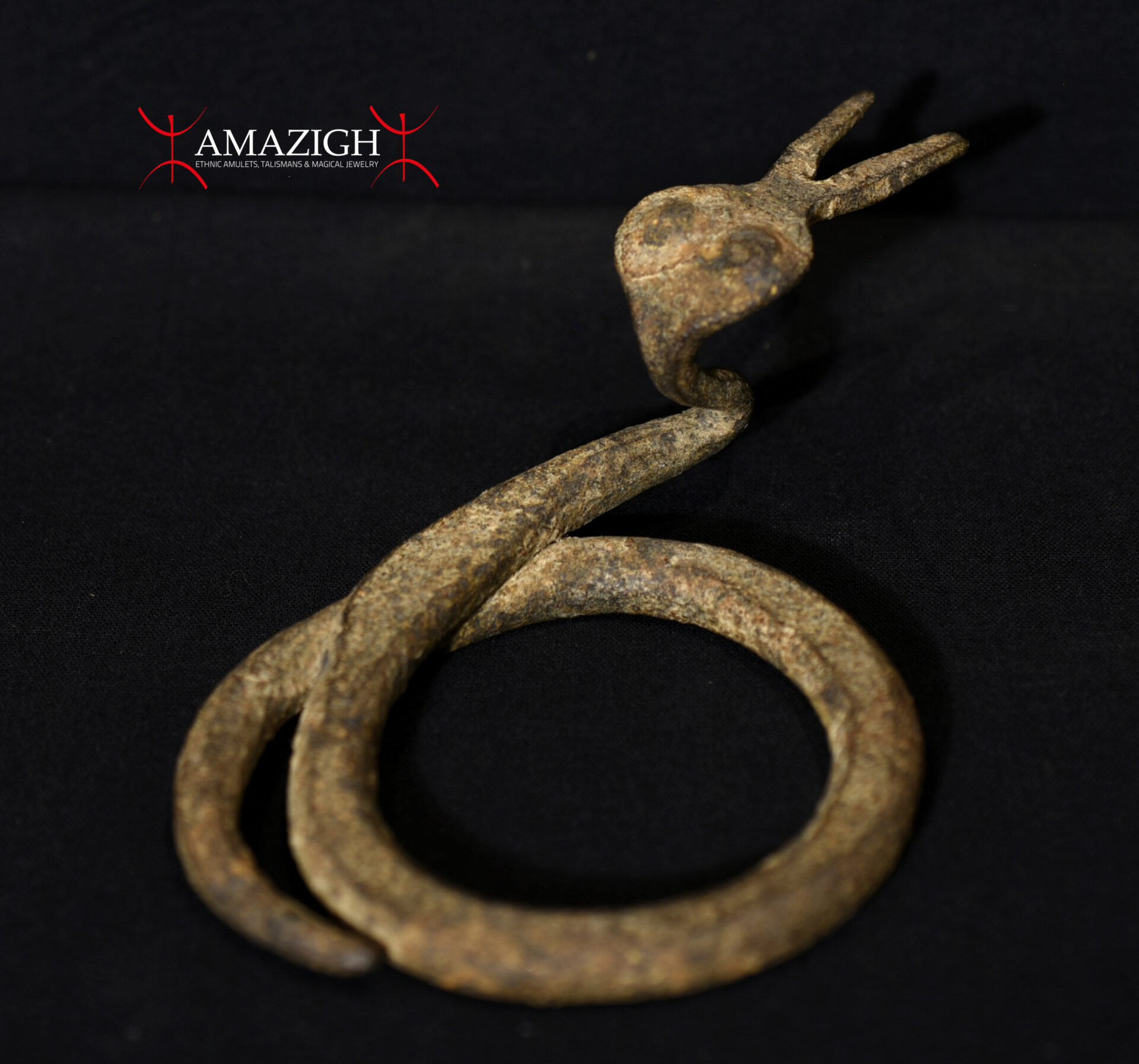 Antique Lobi Ritual Altar Snake – Burkina Faso